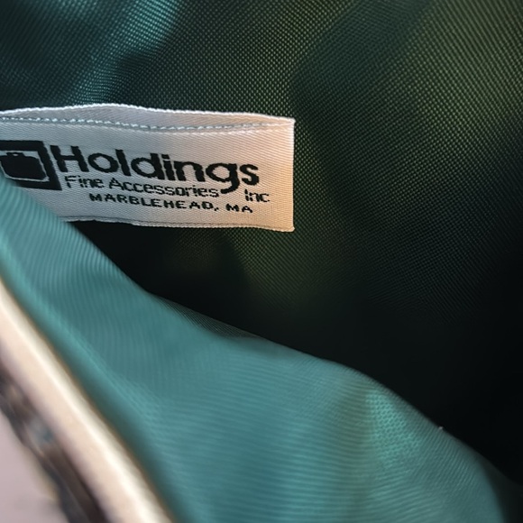 VINTAGE EMBROIDERED TAPESTRY CLUTCH
GOLF DEDIGN WITH MAN AND WOMAN
AWESOME BAG - Picture 4 of 7